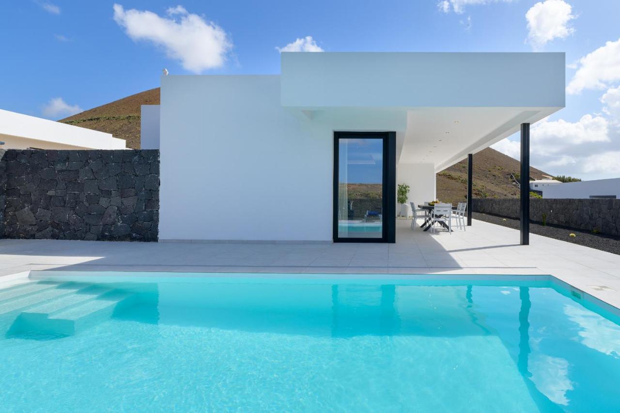 Villa Ainara Tias Exterior photo
